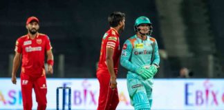 என்னா மனசுயா! சச்சின், கில்கிறிஸ்ட் மாதிரி நேர் வழியில் நடந்து கொண்ட டிகாக் – ரசிகர்கள் பாராட்டு Quinton De Kock Walking