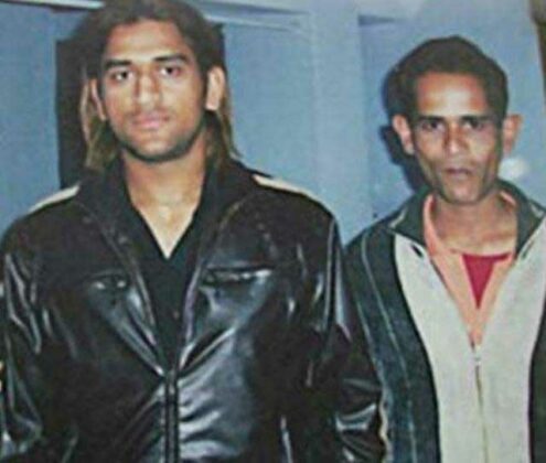 dhoni with his brother