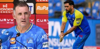 Hussey and Dhoni